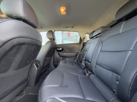 Kia e-Niro ExecutiveLine 64 kWh | Leder | Navi | Camera | JBL | ActivLease financial lease