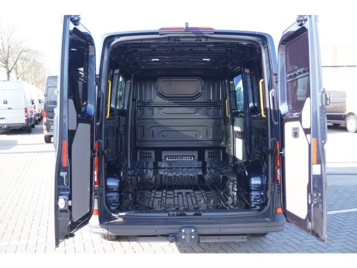 MAN TGE 3.140 | L3H2 | Aut | FACELIFT | Commander BOMVOL! | ACC | App-Connect | Camera | Stoel- en Stuurv... ActivLease financial lease