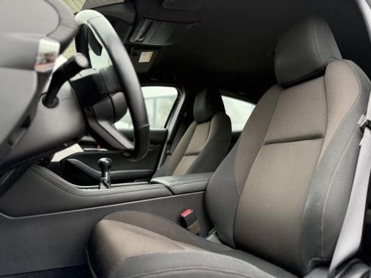 Mazda 3 1.8 SkyActiv-D New Model Navi AC ECC ActivLease financial lease