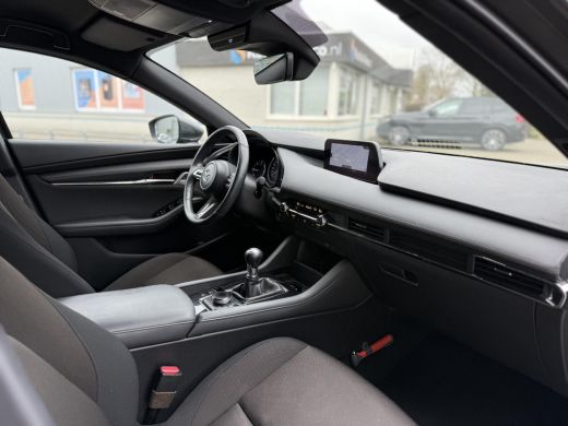 Mazda 3 1.8 SkyActiv-D New Model Navi AC ECC ActivLease financial lease
