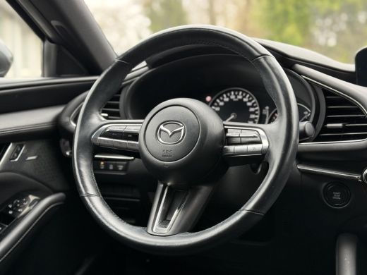 Mazda 3 1.8 SkyActiv-D New Model Navi AC ECC ActivLease financial lease