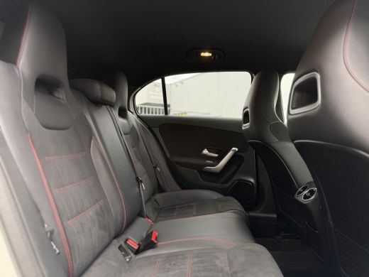 Mercedes A-Klasse 180 Aut. AMG Sport Sol. | Camera | Sfeer | Apple Carplay | ActivLease financial lease
