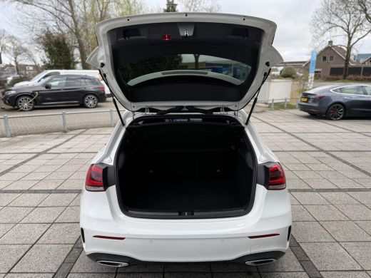 Mercedes A-Klasse 180 Aut. AMG Sport Sol. | Camera | Sfeer | Apple Carplay | ActivLease financial lease