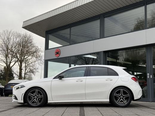 Mercedes A-Klasse 180 Aut. AMG Sport Sol. | Camera | Sfeer | Apple Carplay | ActivLease financial lease
