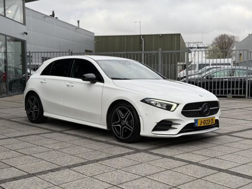 Mercedes A-Klasse 180 Aut. AMG Sport Sol. | Camera | Sfeer | Apple Carplay | ActivLease financial lease