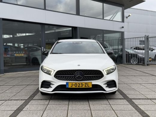 Mercedes A-Klasse 180 Aut. AMG Sport Sol. | Camera | Sfeer | Apple Carplay | ActivLease financial lease