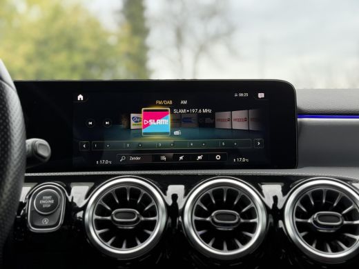 Mercedes A-Klasse 180 Aut. Business Sol. AMG | Panorama | Matrix-Led | Sfeer | Memory | Burmester | ActivLease financial lease