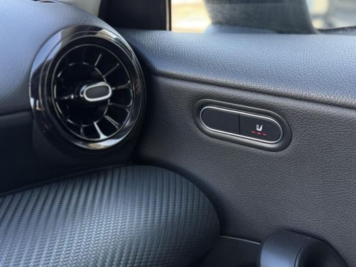 Mercedes A-Klasse 180d Aut. Busi. Solution | Navi | Camera | Apple Carplay | ActivLease financial lease