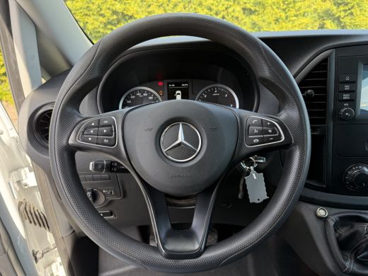 Mercedes Vito 116 CDI 164 PK / **18.900 KM**/ L3H1 / DUBBELE CABINE / AIRCO / CRUISE / CAMERA / TREKHAAK ActivLease financial lease