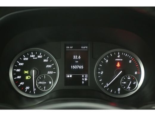 Mercedes Vito 119 CDI Extra Lang 191PK Automaat Airco Camera Cruise 2xSchuifdeur Carplay Navi PDC LED 19''LMV T... ActivLease financial lease