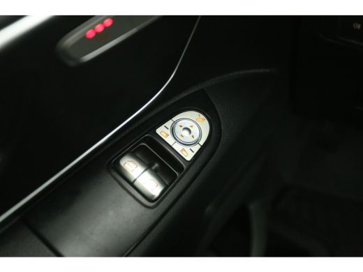 Mercedes Vito 119 CDI Extra Lang 191PK Automaat Airco Camera Cruise 2xSchuifdeur Carplay Navi PDC LED 19''LMV T... ActivLease financial lease
