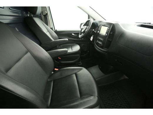 Mercedes Vito 119 CDI Extra Lang 191PK Automaat Airco Camera Cruise 2xSchuifdeur Carplay Navi PDC LED 19''LMV T... ActivLease financial lease