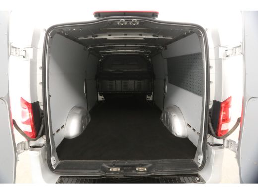 Mercedes Vito 119 CDI Extra Lang 191PK Automaat Airco Camera Cruise 2xSchuifdeur Carplay Navi PDC LED 19''LMV T... ActivLease financial lease