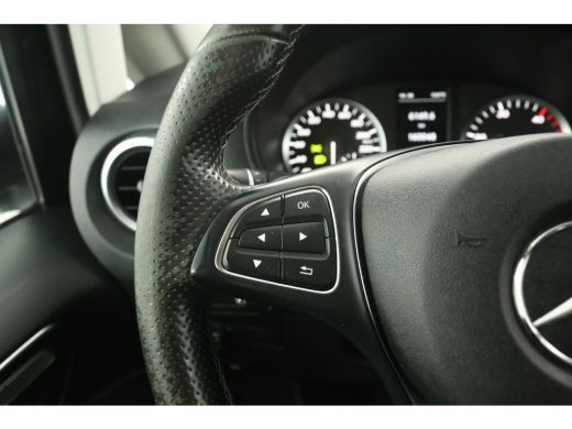 Mercedes Vito 119 CDI Extra Lang 191PK Automaat Airco LED Trekhaak 18"LMV Cruise Camera Navi 3 Persoons ActivLease financial lease
