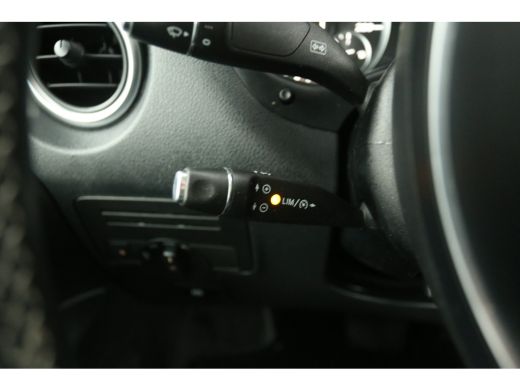 Mercedes Vito 119 CDI Extra Lang 191PK Automaat Airco LED Trekhaak 18"LMV Cruise Camera Navi 3 Persoons ActivLease financial lease