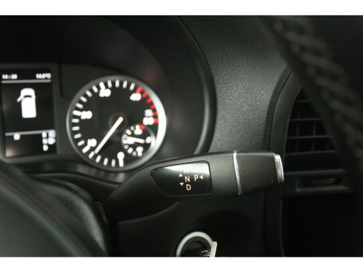 Mercedes Vito 119 CDI Extra Lang 191PK Automaat Airco LED Trekhaak 18"LMV Cruise Camera Navi 3 Persoons ActivLease financial lease