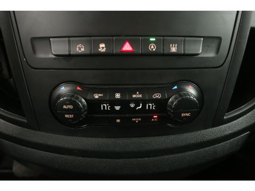 Mercedes Vito 119 CDI Extra Lang 191PK Automaat Airco LED Trekhaak 18"LMV Cruise Camera Navi 3 Persoons ActivLease financial lease