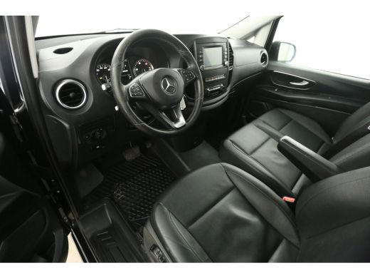 Mercedes Vito 119 CDI Extra Lang 191PK Automaat Airco LED Trekhaak 18"LMV Cruise Camera Navi 3 Persoons ActivLease financial lease