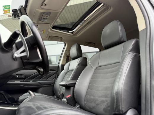 Mitsubishi Outlander 2.4 PHEV Intense+ | Panorama | Apple Carplay | Trekhaak | ActivLease financial lease