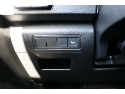Nissan Townstar N-Connecta L1 45 kWh Imperiaal Trekhaak ActivLease financial lease