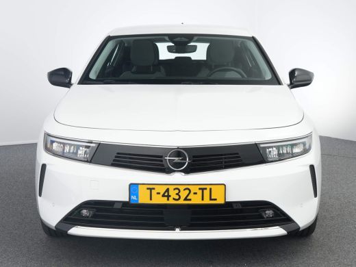 Opel Astra Opel 1.6 Hybrid 180 pk PHEV Edition | Ad. Cruise control  | Parkeersensoren V+A | DAB | Apple Car... ActivLease financial lease