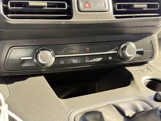 Opel Combo 1.6D 100 PK / L2H1 / 1e EIG. / INRICHTING / AIRCO / CRUISE / NAVI / CARPLAY ActivLease financial lease