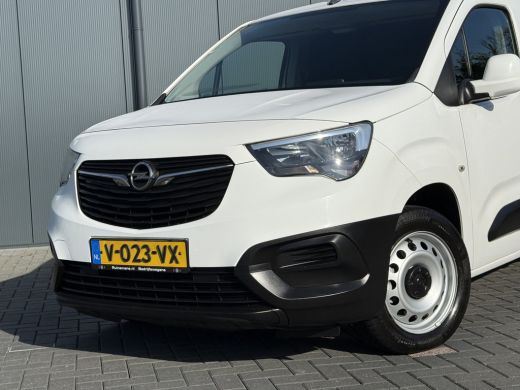 Opel Combo 1.6D 100 PK / L2H1 / 1e EIG. / INRICHTING / AIRCO / CRUISE / NAVI / CARPLAY ActivLease financial lease