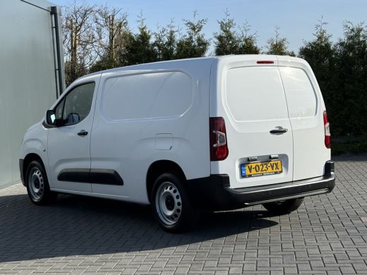 Opel Combo 1.6D 100 PK / L2H1 / 1e EIG. / INRICHTING / AIRCO / CRUISE / NAVI / CARPLAY ActivLease financial lease