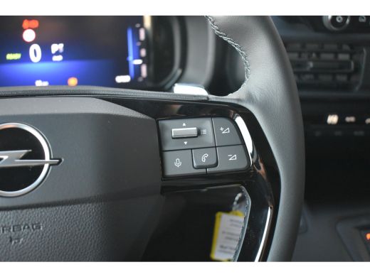 Opel Combo Electric Opel 136 L1 50kWh 3 Fase | Betimmering | Navigatie | LED-Matrix | Adaptive Cruise | Achteruitrijc... ActivLease financial lease