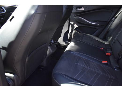 Opel Grandland Opel 1.2 Turbo Ultimate 130pk Automaat | LED-Adaptive | Stuur/Stoelverwarming | Adaptive Cruise |... ActivLease financial lease