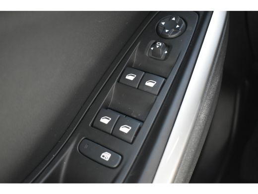 Opel Grandland Opel 1.2 Turbo Ultimate 130pk Automaat | LED-Adaptive | Stuur/Stoelverwarming | Adaptive Cruise |... ActivLease financial lease
