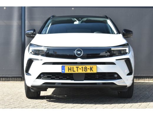 Opel Grandland Opel 1.2 Turbo Ultimate 130pk Automaat | LED-Adaptive | Stuur/Stoelverwarming | Adaptive Cruise |... ActivLease financial lease