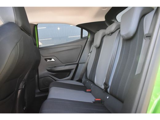 Opel Mokka 1.2 Level 3 100pk | Navigatie Pro | Dodehoek-Detectie | Achteruitrijcamera | Full-LED | Climate C... ActivLease financial lease