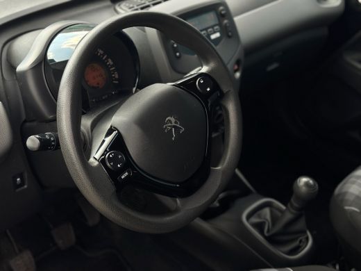 Peugeot 108 Peugeot Active Zwart | Airco | Bluetooth telefoonvoorbereiding | Elektrische ramen voor ActivLease financial lease