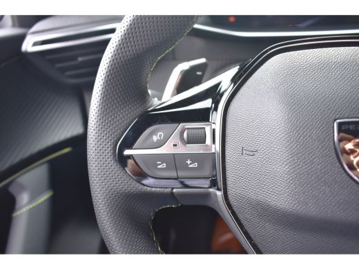 Peugeot 2008 1.2 Hybrid 136 GT Automaat | Navigatie | Sportstoelen | Achteruitrijcamera | Sfeerverlichting | C... ActivLease financial lease