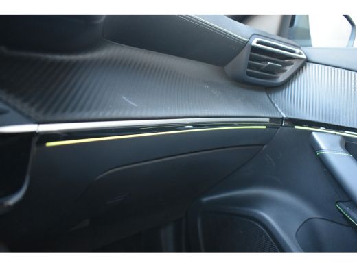 Peugeot 2008 1.2 Hybrid 136 GT Automaat | Navigatie | Sportstoelen | Climate Control | Full-LED | Sfeerverlich... ActivLease financial lease