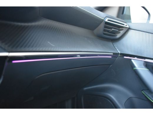 Peugeot 2008 1.2 Hybrid 136 GT Automaat | Navigatie | Sportstoelen | Climate Control | Full-LED | Sfeerverlich... ActivLease financial lease