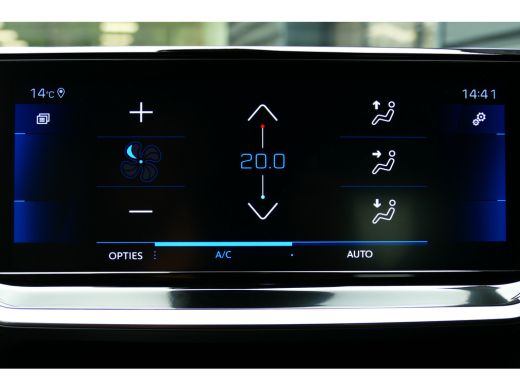 Peugeot 208 Peugeot 1.2 PURETECH 130PK GT PACK AUTOMAAT / NAVI / CLIMA / PDC / 17"LMV / CAMERA / PARELMOER / ... ActivLease financial lease