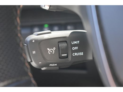 Peugeot 3008 1.6 HYbrid 225 GT Automaat | Leder | Afn. Trekhaak | Stoelverwarming | Adaptive Cruise | Achterui... ActivLease financial lease