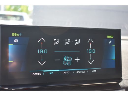 Peugeot 3008 1.6 HYbrid 225 GT Automaat | Leder | Afn. Trekhaak | Stoelverwarming | Adaptive Cruise | Achterui... ActivLease financial lease
