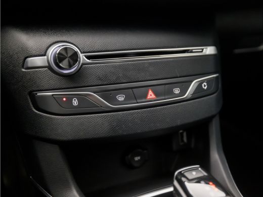 Peugeot 308 1.2 PureTech GT-Line Automaat (PANORAMADAK, APPLE CARPLAY, LEDER, DENON AUDIO, SPORTSTOELEN, LED ... ActivLease financial lease