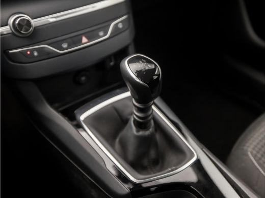 Peugeot 308 SW 1.2 PureTech Sport (APPLE CARPLAY, GROOT NAVI, CRUISE, SPORTSTOELEN, BLUETOOTH, NIEUWE APK, NI... ActivLease financial lease