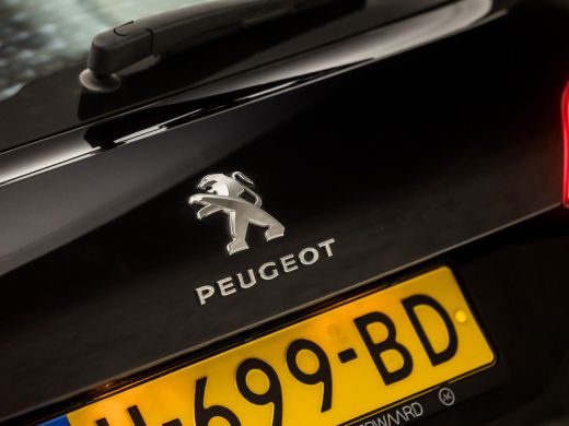 Peugeot 308 SW 1.2 PureTech Sport (APPLE CARPLAY, GROOT NAVI, CRUISE, SPORTSTOELEN, BLUETOOTH, NIEUWE APK, NI... ActivLease financial lease