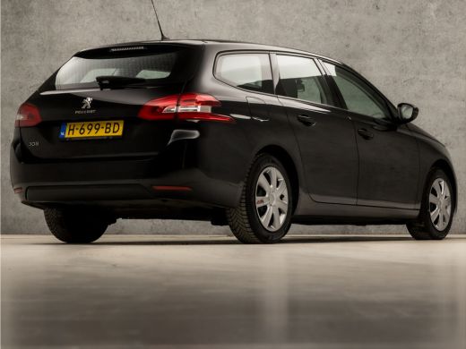 Peugeot 308 SW 1.2 PureTech Sport (APPLE CARPLAY, GROOT NAVI, CRUISE, SPORTSTOELEN, BLUETOOTH, NIEUWE APK, NI... ActivLease financial lease