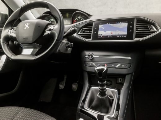 Peugeot 308 SW 1.2 PureTech Sport (APPLE CARPLAY, GROOT NAVI, CRUISE, SPORTSTOELEN, BLUETOOTH, NIEUWE APK, NI... ActivLease financial lease