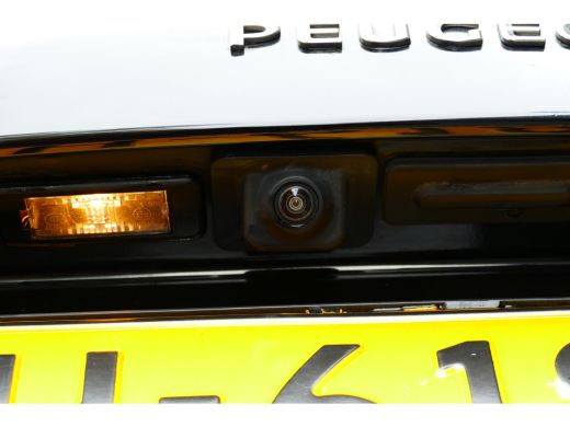 Peugeot 308 SW Peugeot 1.2 PURETECH 130PK ALLURE / NAVI / LED / CLIMA / PDC / 16"LMV / CAMERA / PANO.DAK / TR... ActivLease financial lease