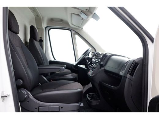 Peugeot Boxer 2.2 BlueHDi 140pk E6 L3H3 Premium Airco/Camera 04-2019 ActivLease financial lease