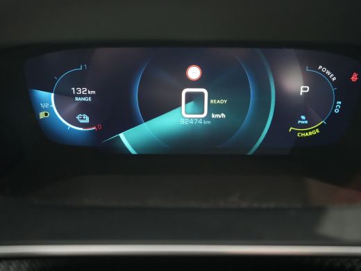 Peugeot e-2008 Peugeot EV Allure Pack 50 kWh | Achteruitrijcamera | Airco (automatisch) | Keyless start ActivLease financial lease
