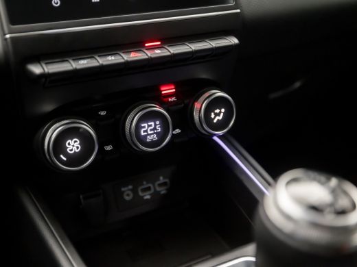 Renault Clio 1.0 TCe Sport (APPLE CARPLAY, GROOT NAVI, VIRTUAL COCKPIT, KEYLESS, CLIMATE, LED KOPLAMPEN, SPORT... ActivLease financial lease