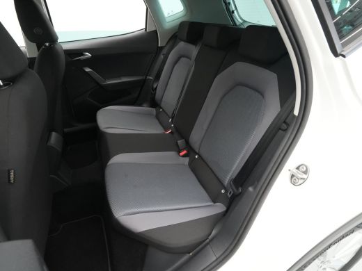 Seat Arona 1.0 TSI Style Business Intense Navigatie Camera Clima Keyless ActivLease financial lease